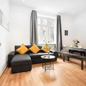 2bedroom In Historic Near Nymphenburg Palace Apartment
